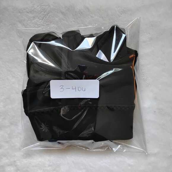 Athleta Front Zip Stealth Bra Size XS Black - Picture 5 of 5